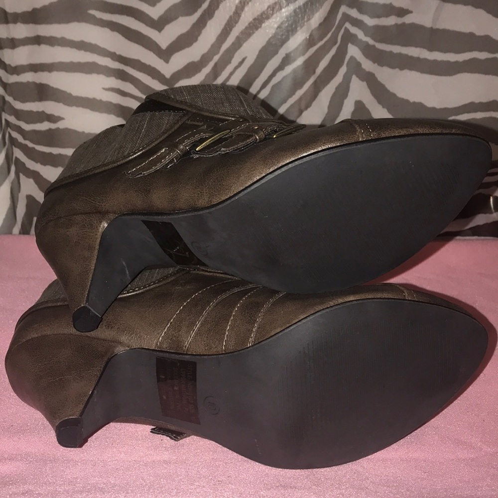 Cute Bootie - Picture 6 of 6